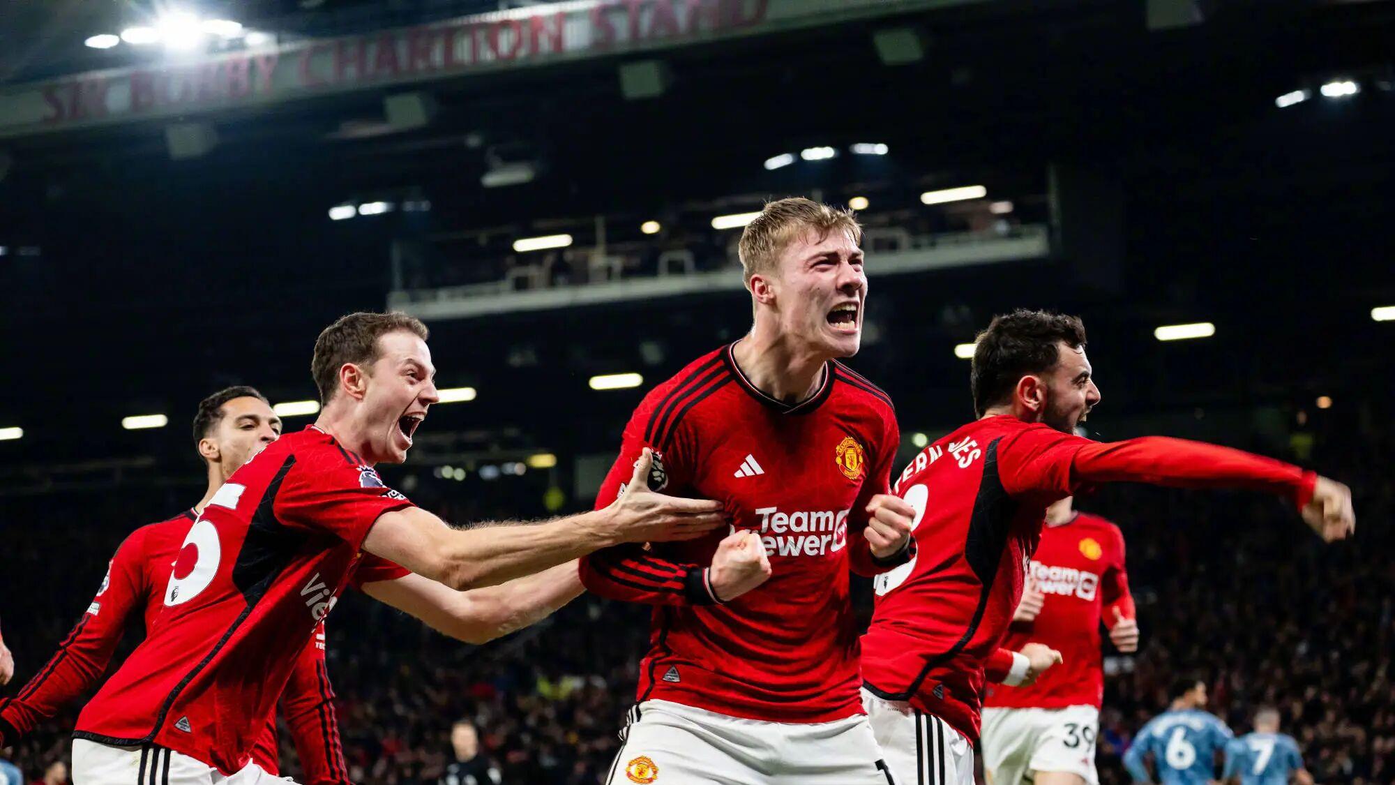 利物浦vs曼联前瞻：7-0惨案历历在目！萨拉赫再当红魔克星？