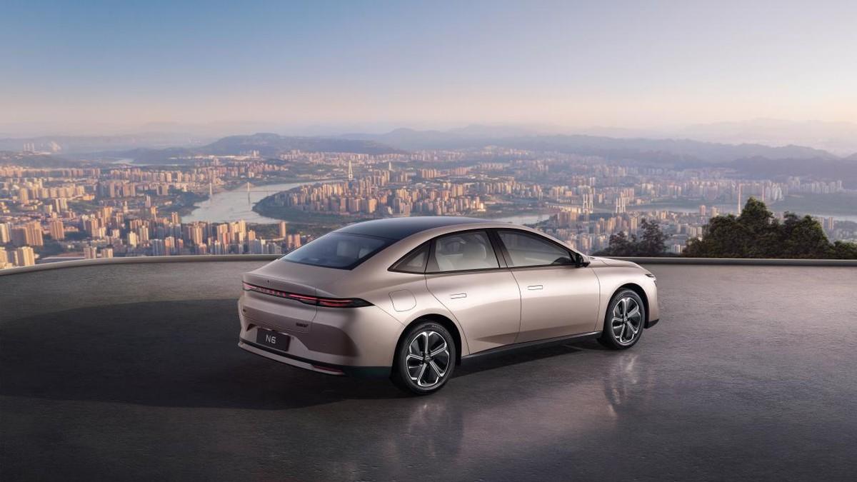 东风日产强势入局插混，N6公告图发布被称“插混版N7”！