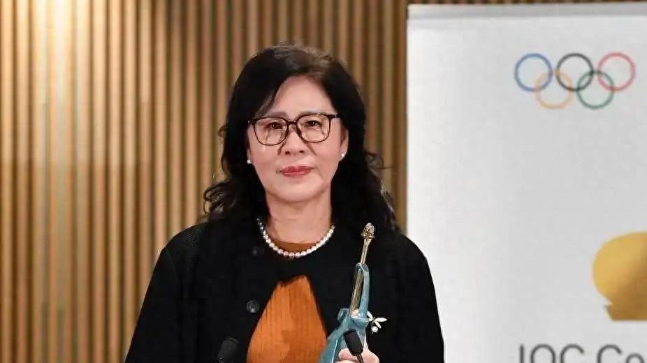 郎平获终身成就奖！中国女排1984年奥运夺冠，激荡岁月她记忆犹新