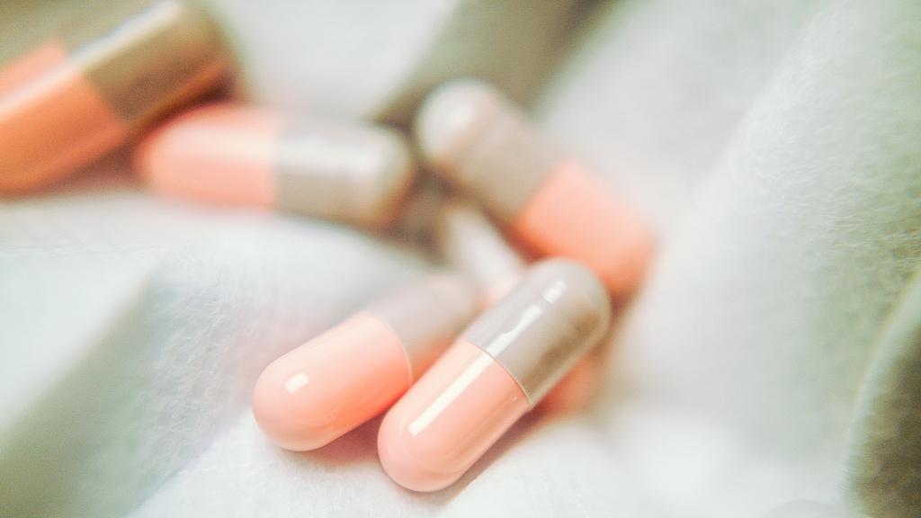 洛熙事件主刀医生被免职，韩红为洛熙事件发声，尸检结果深度解析