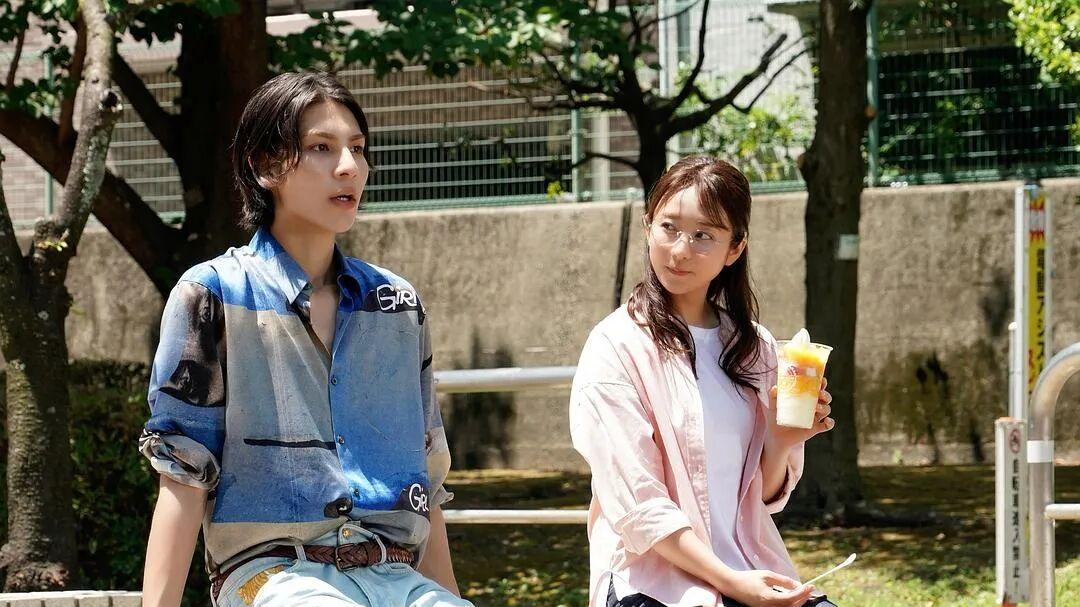 《 愛の、がっこう》：在欲望课堂中，谁才是真正的文盲？