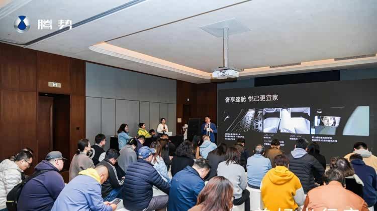 “美好出行家” 大六座安全豪华SUV登陆金陵 试驾腾势N8L