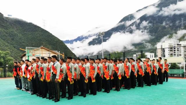 国洲文化承办。2025年甘孜州退役军人适应性培训在泸定圆满举行