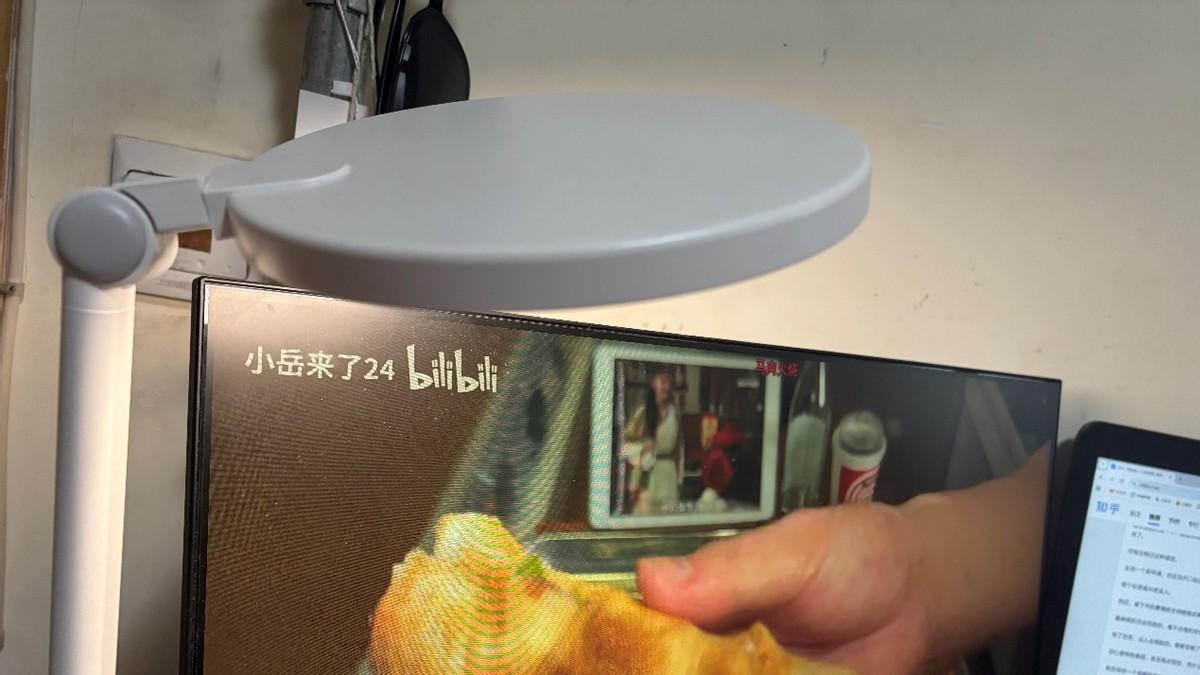 书客SKY护眼台灯：从护眼到“养眼”，全光谱才是真靠谱