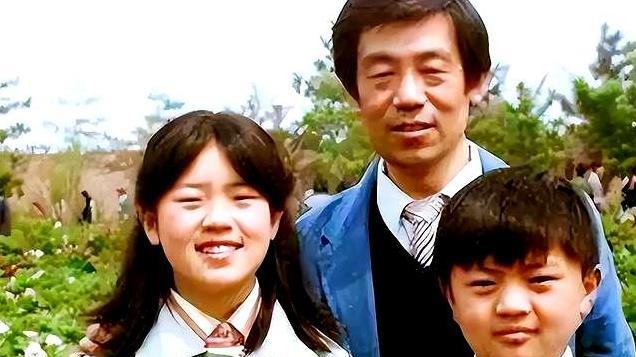 国家一级演员高明：结婚54年零绯闻，儿子高亮50岁因病去世太可惜
