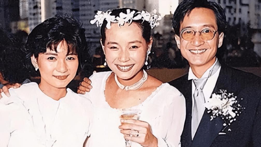 结婚36年无子，容忍丈夫在外找女人，叶童的豪门生活真的幸福吗？