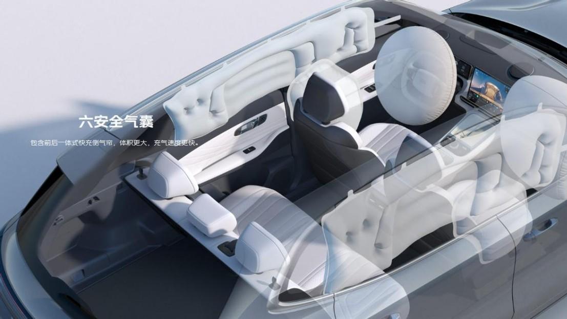 广州车展“黑马”登场！26款星舰7凭什么让消费者围着问？