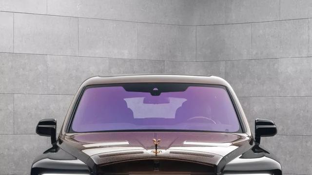 尊界S800迎来强劲对手，劳斯莱斯库里南SeriesII亮相，Mansory版展现豪华新高度