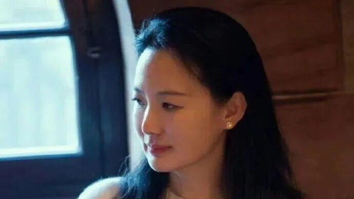 美到词穷！这5位成熟女星的侧颜杀，每一帧都是视觉盛宴