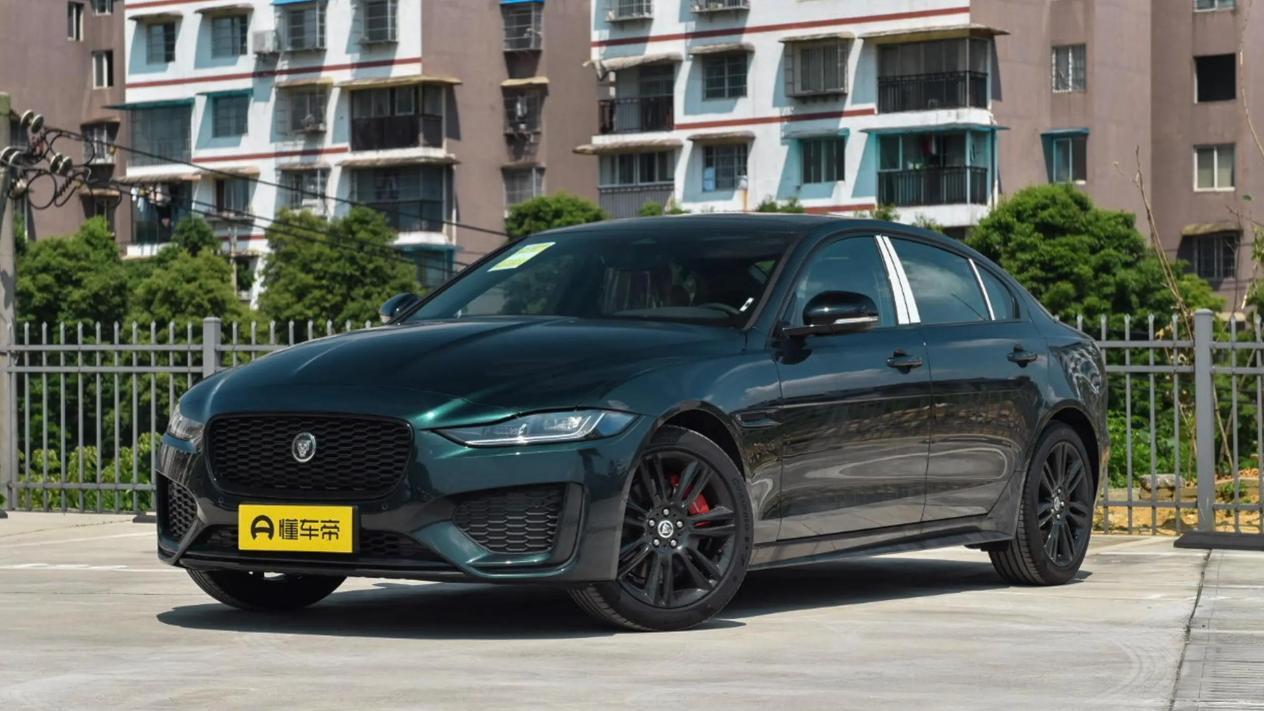 全铝车身+采埃孚8AT+英国之宝音响，降价14.2万，选A4L不如看它！