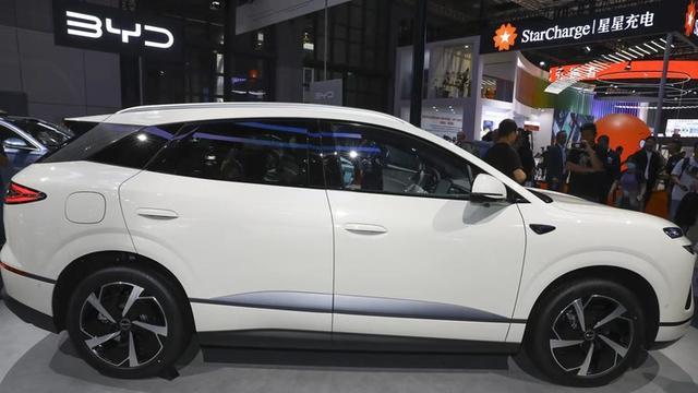 比亚迪海狮06即将上市！轿跑SUV造型+冷暖冰箱，16万起能成爆款？