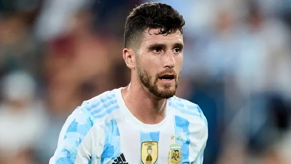 28岁阿根廷国脚塞内西，是巴萨左中卫马丁的升级版