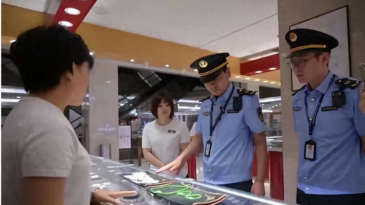 人民网再发文，警方介入，法院级别有深意，柴某神仙难救