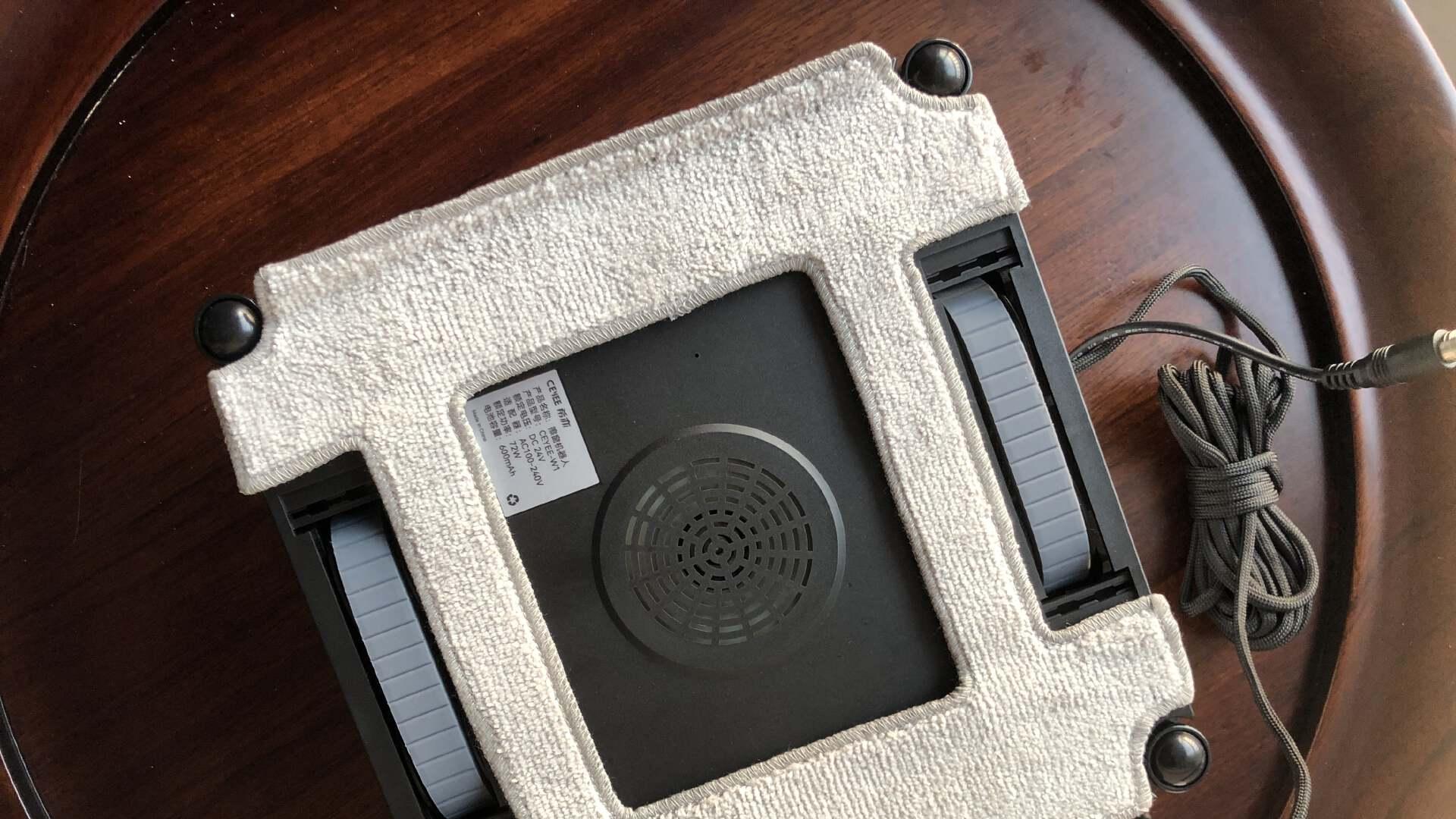 20 楼高层实测！希亦 W1 擦窗机器人：不止擦窗，更是全屋清洁全能手