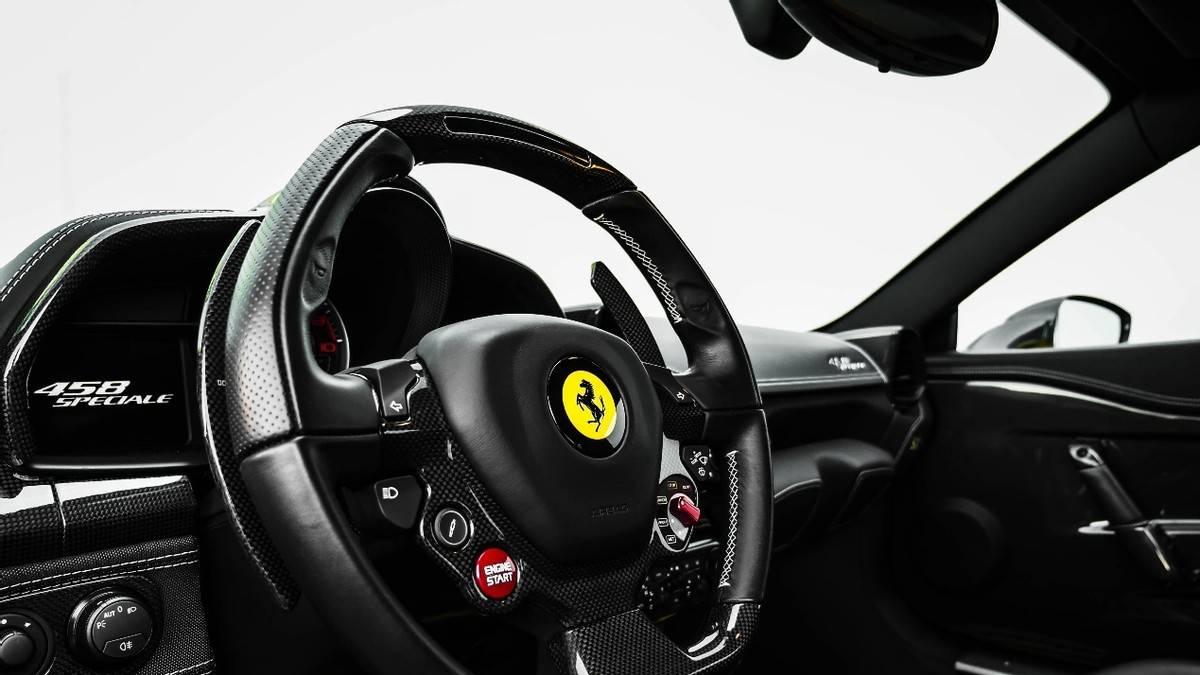 汽车冷知识——方向盘竟不是圆形？