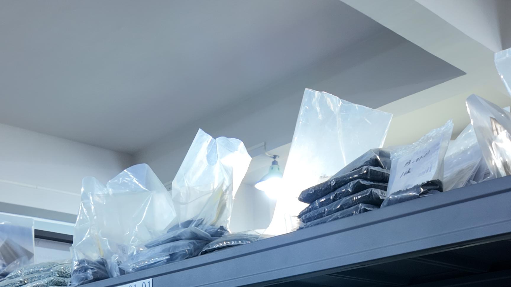 找个能提供样品的非标定制螺丝厂家？.