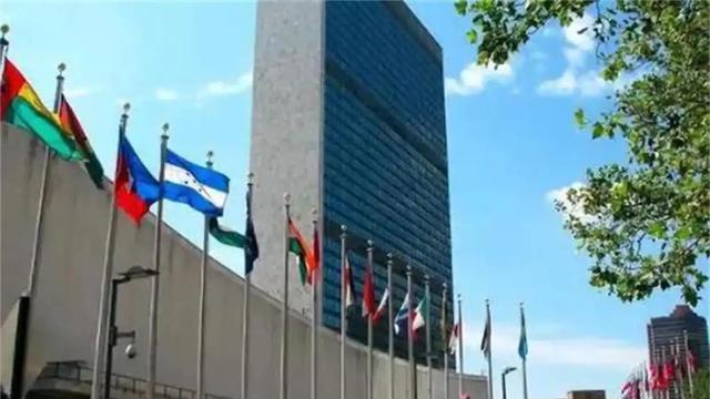 就是不带印度玩！中国放出一个憋了几年的大招，60多国在香港集结