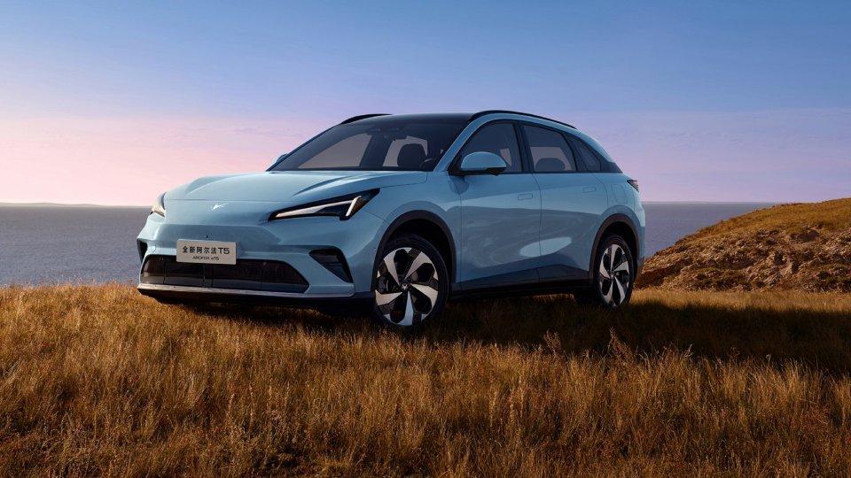 海川品车|全新阿尔法T5售10.98万元起 智驾和增程同时给到你