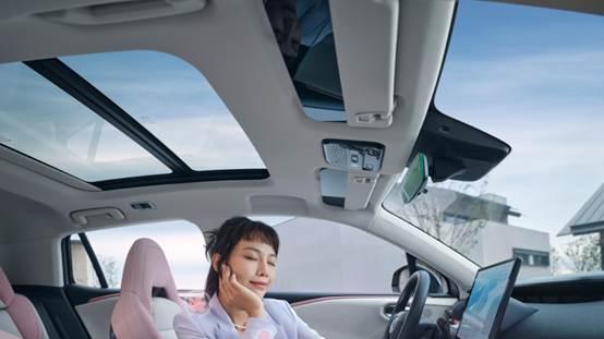 领克06打造女神专属配色，Shero紫色特别版来袭！