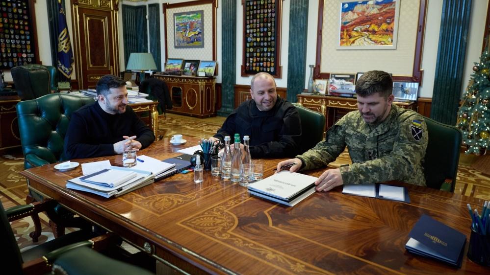 泽连斯基：乌方与美方高效合作，已准备多份战争相关草案文件