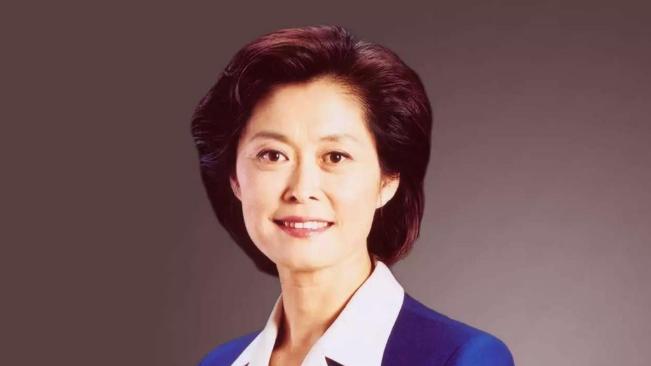 敬一丹：用声音搭建乡村教育的希望桥梁