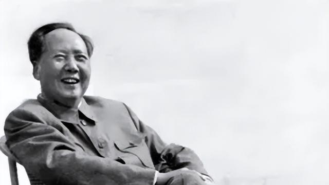 73年毛主席会见众将时，拉着徐帅：请到我身边来，我心里想你们呐