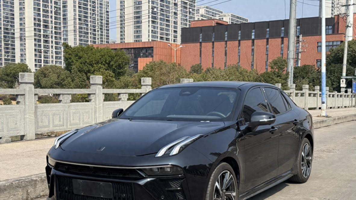 10万出头拿下准新小钢炮，领克03劲Pro香不香？