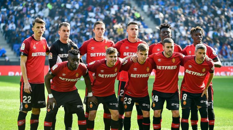 周五足球赛事分享：赫尔城vs米堡，奥维耶多vs马洛卡