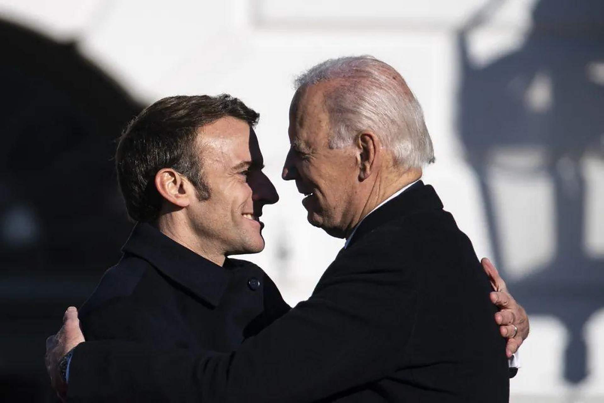 哪哪有他，干啥啥不成，马克龙这次又要来了，会说些啥？