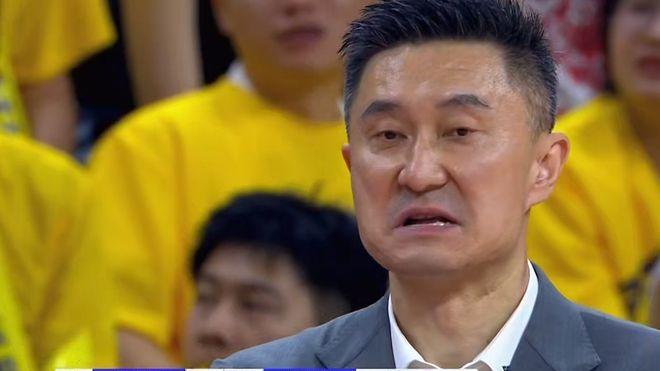 绝境反击！辽篮首发连换2人，付豪黯然退场，杨鸣压上最后底牌！