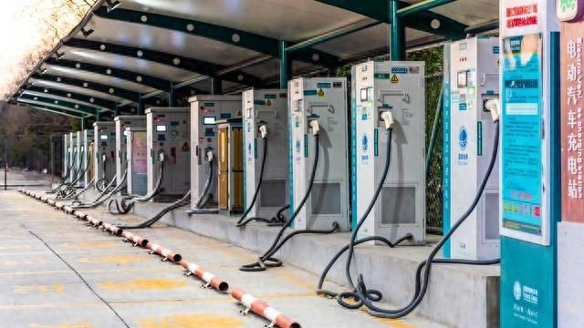 上海力挺电池换电，蔚来等车企迎来重大利好