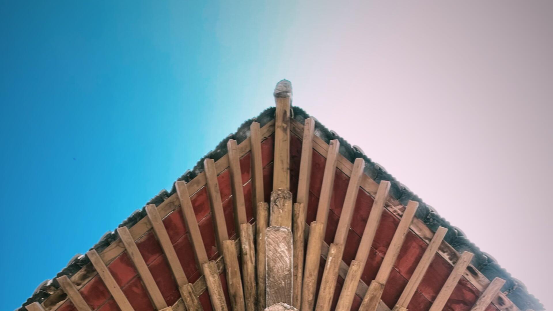 大观四年题记，四铺作斗栱传神，山西独存宋代大殿