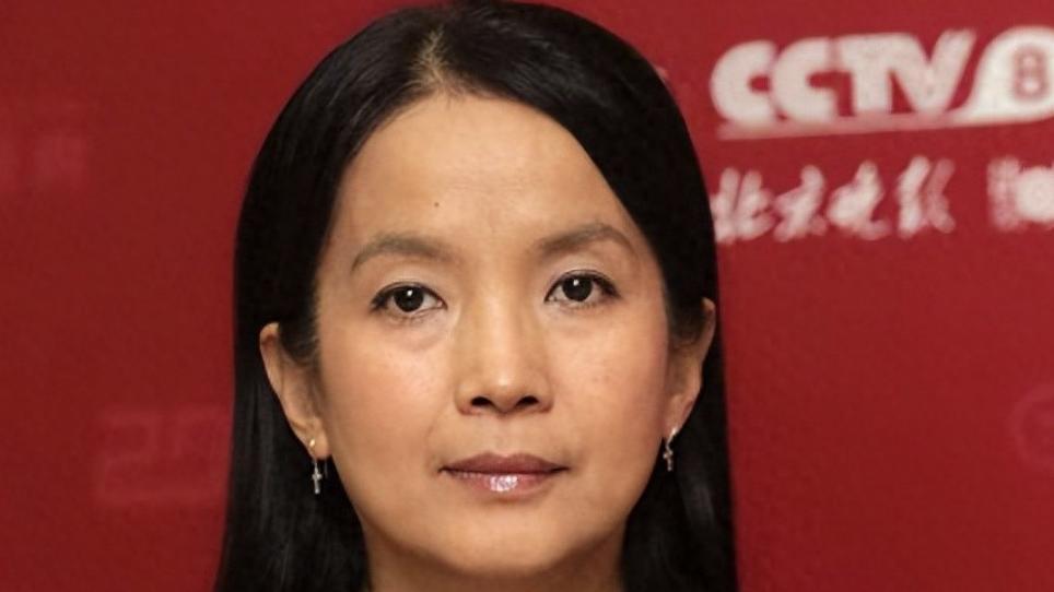 事实证明，曾经为安倍晋三哭丧的影后吕丽萍，如今已成为“笑话”