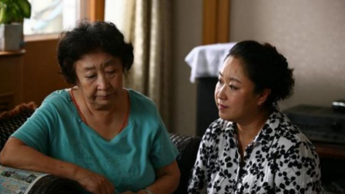 演员赵珈琪：母亲是著名老戏骨，嫁平凡丈夫生一子，儿子成她骄傲