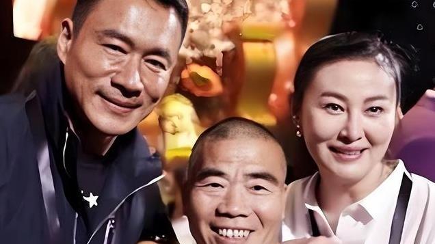 武大郎演员宋文华，没碰到潘金莲，身高15米，娶了17米漂亮妻子