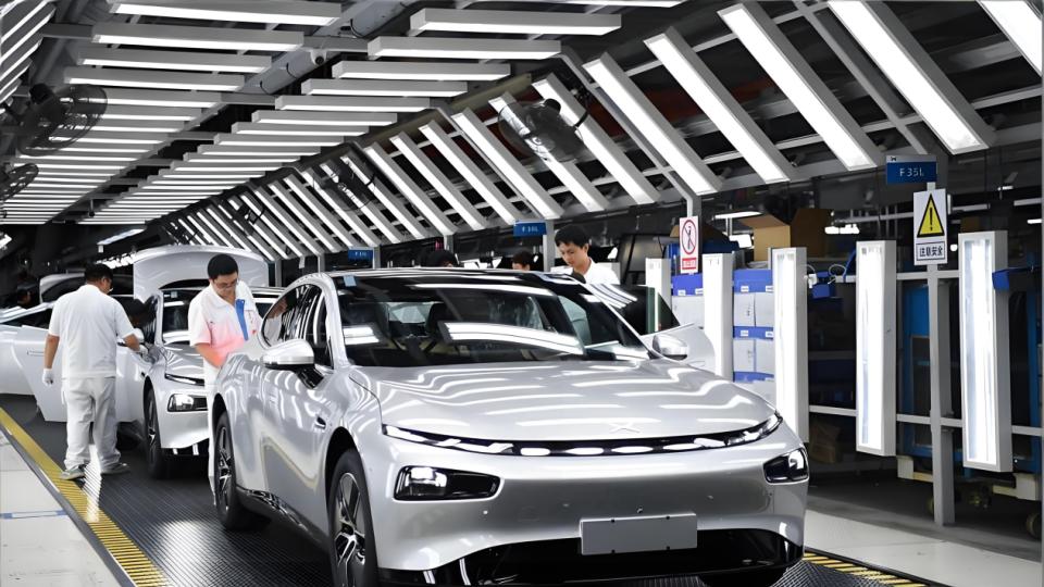 百万辆新能源“烂尾车”走红，谁来兜底？