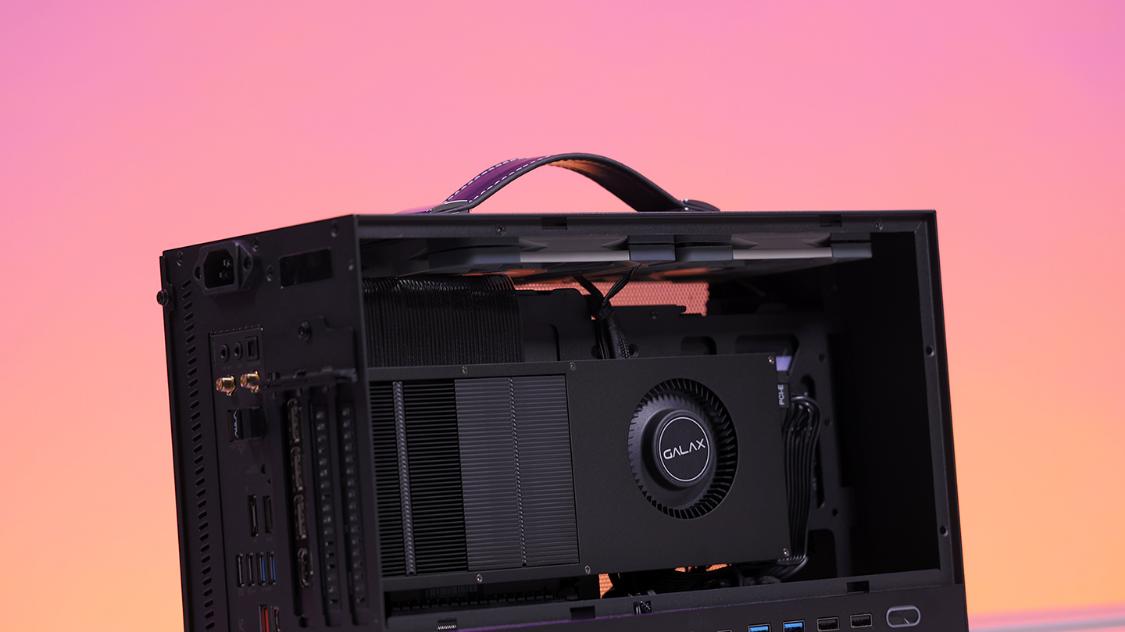 最强单槽涡轮RTX50显卡？影驰RTX5060Ti无双MAX显卡ITX装机实测