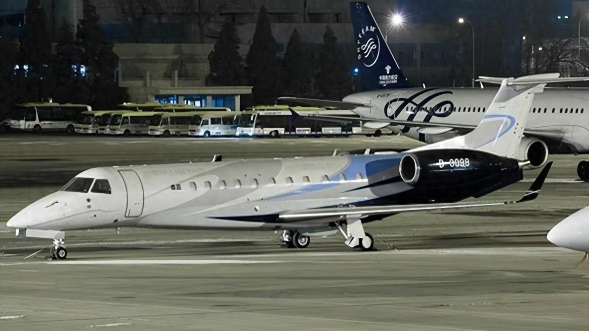 总统专机：国家实力的空中象征，奢华与安全的博弈