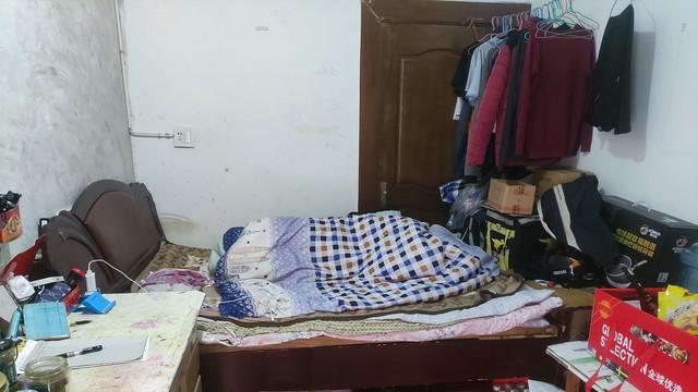 山东，一23岁男子讨要2000块押金，女房东提出过分要求