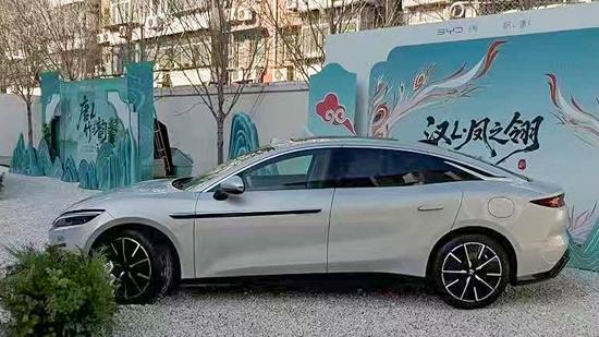 比亚迪汉L/唐L发布OTA升级及全新车色