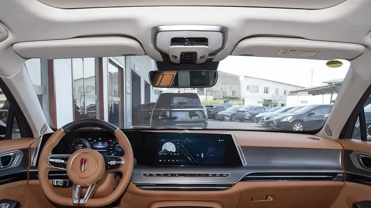 30 万级豪华车换 8AT 变速箱！红旗 H9 这次能打动年轻人吗？