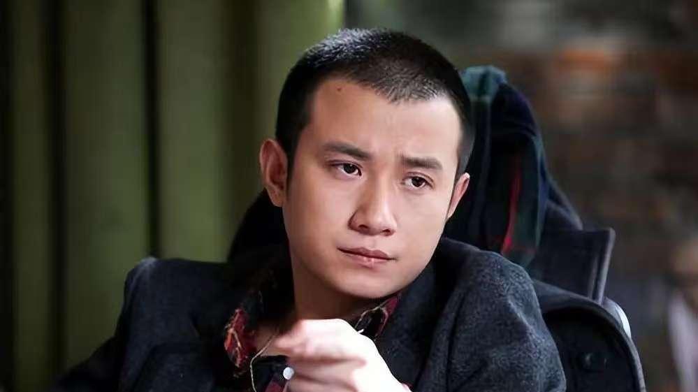 和文章离婚5年，48岁马伊琍官宣喜讯，网友：终于等到这一天了