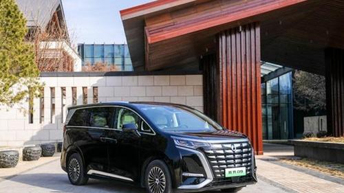 疑似腾势D9L谍照曝光，比亚迪最贵的MPV？