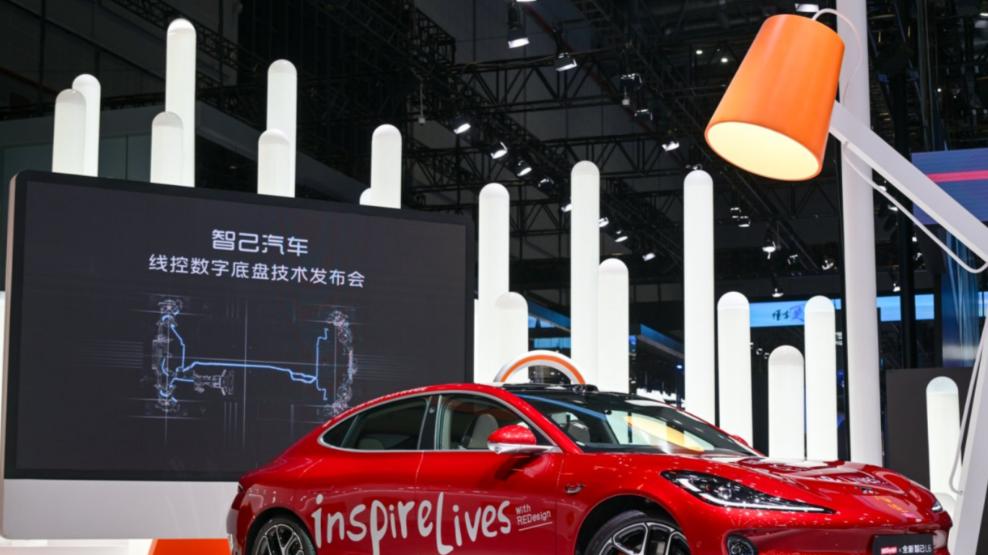 国产车销量在海外飙升，外媒感慨：如今中国人正在改写汽车行业的规则