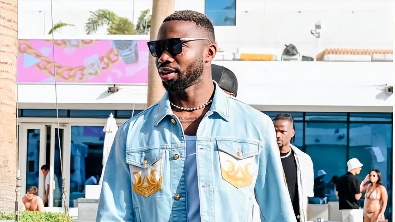 国足1好1坏消息！奥斯卡归化泡汤，18岁新星入队就进球打动伊万