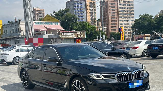 准新宝马5系，7秒破百，豪华套装加持，32万值吗？