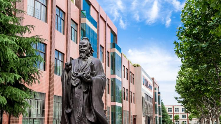 定了？西京学院，拟更名西京大学，校名媲美北大，两所大学很受伤