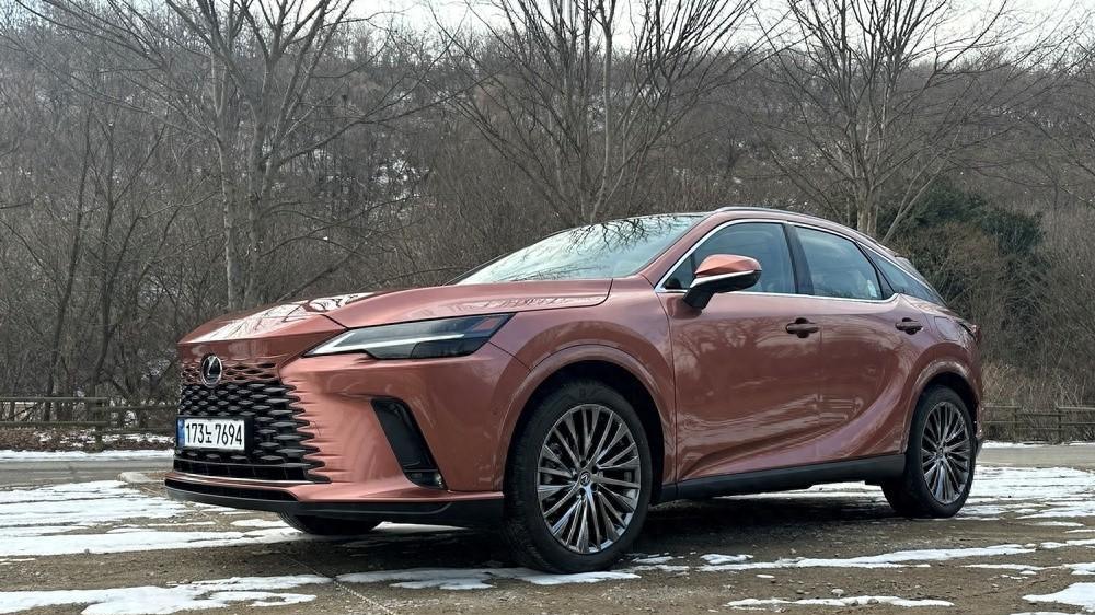 全新雷克萨斯RX350h：安静、舒适、精致