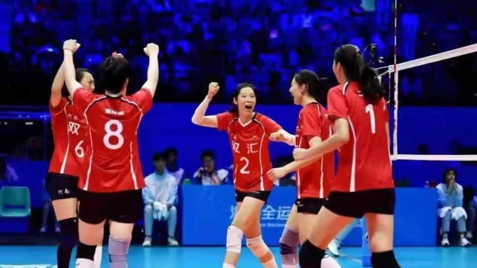 全运会女排八强出线形势预测，河南女排五连胜暂列小组第一，朱婷有望带领河南女排挺进四强！