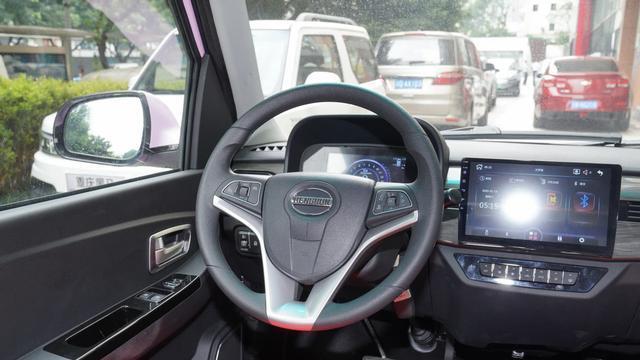 7万不到的电动小车，人称“电动吉姆尼”，这车值得买吗？